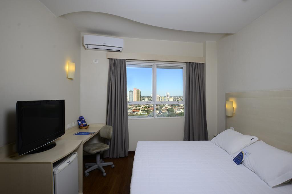 Golden Blue Hotel Londrina Luaran gambar